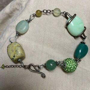Natural and gemstone bracelet